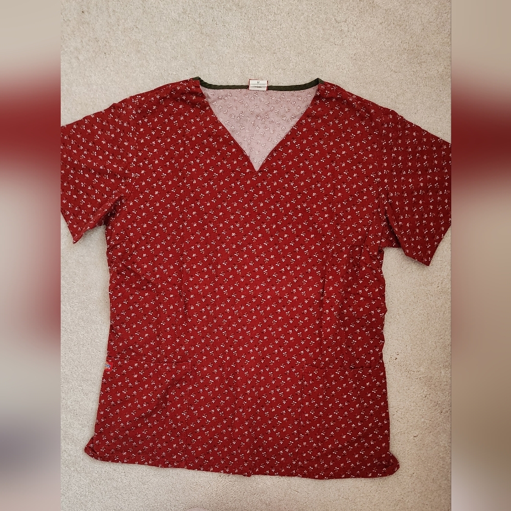 Dickies scrub top. Medium